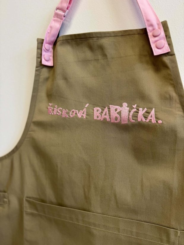 Zástěra „Navrhni si sám“ s výšivkou - Barva zástěry: láhvově zelená