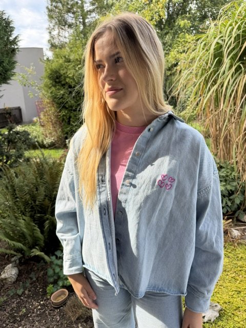 Dámská denim košile s výšivkou - Velikost: S, Barva denim košile: Světle modrý denim