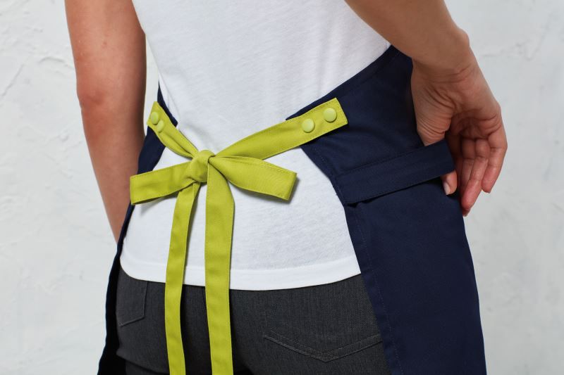 Zástěra „Navrhni si sám“ s výšivkou - Barva zástěry: láhvově zelená